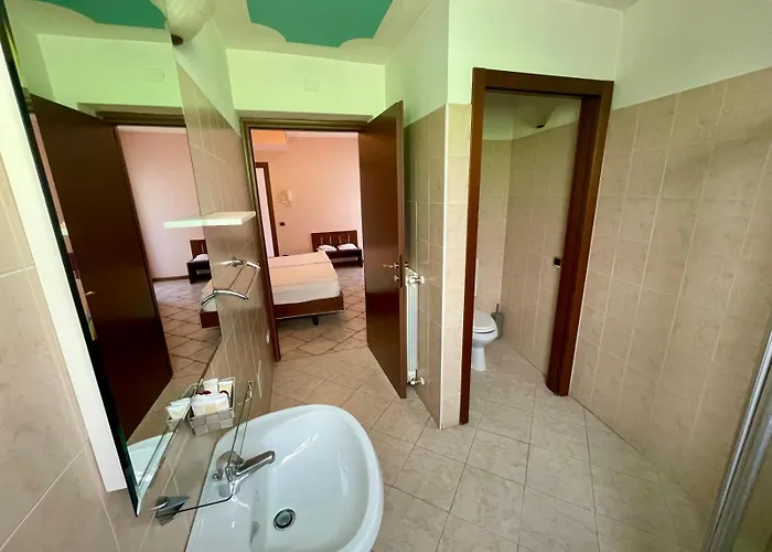 Grotto Bagat Hotel Lavena Ponte Tresa